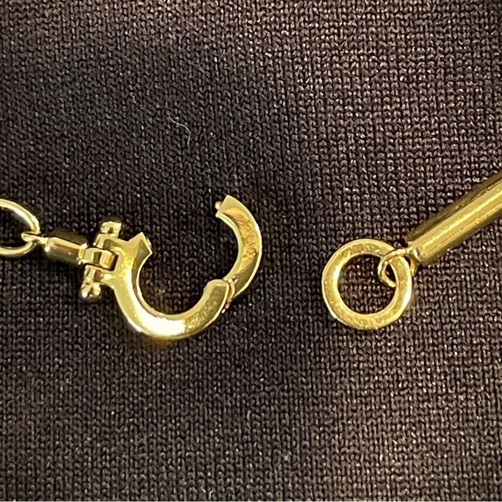 Yellow Gold Bar and Chain Necklace - Picture 4 of 5